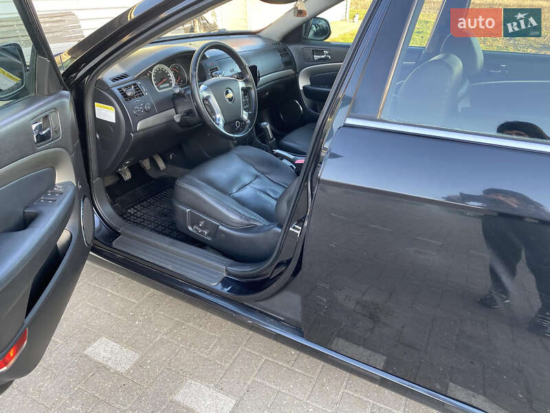 Седан Chevrolet Epica 2009 в Львове