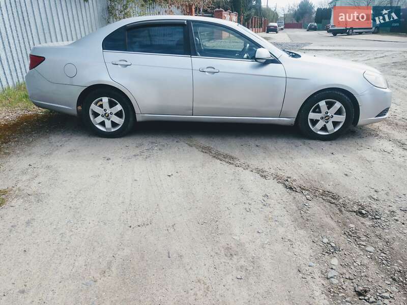 Седан Chevrolet Epica 2007 в Городку