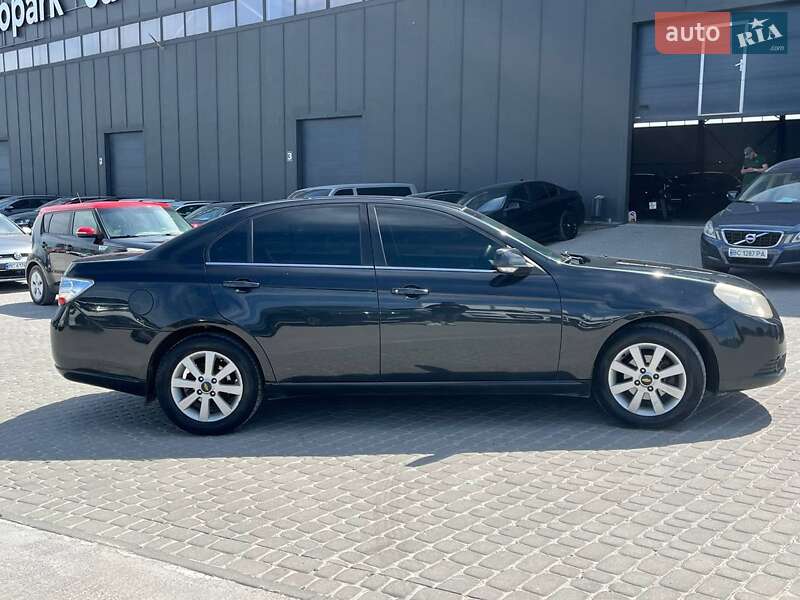 Седан Chevrolet Epica 2009 в Львові