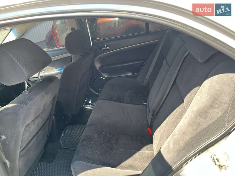 Седан Chevrolet Epica 2011 в Києві