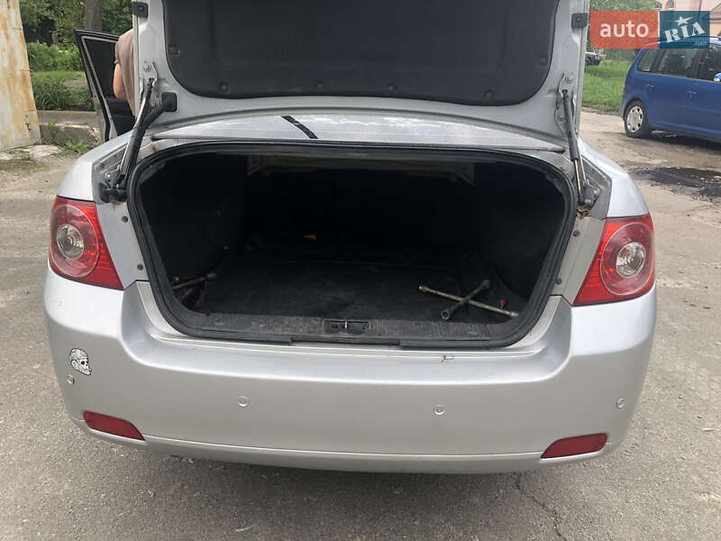 Седан Chevrolet Epica 2007 в Боярці
