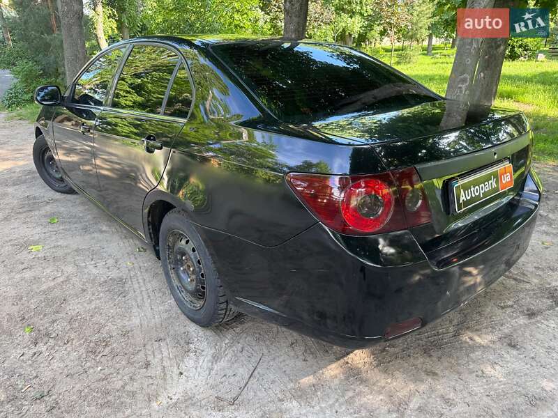 Седан Chevrolet Epica 2008 в Киеве