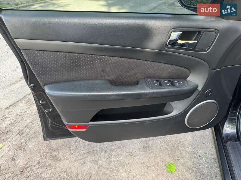 Седан Chevrolet Epica 2008 в Киеве