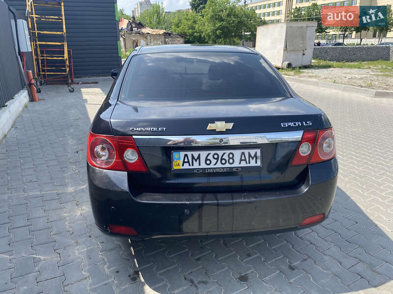 Седан Chevrolet Epica 2006 в Житомире