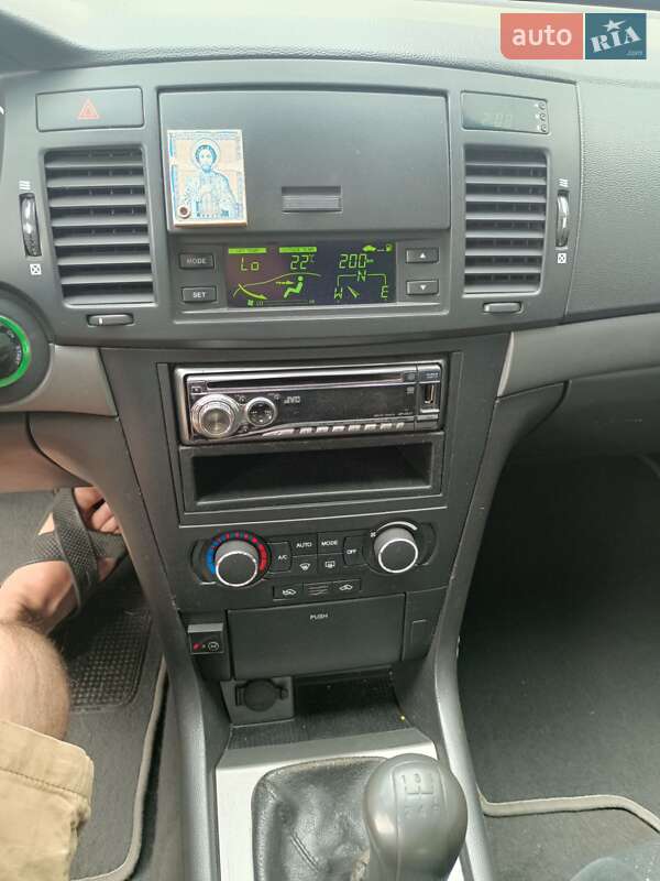 Седан Chevrolet Epica 2008 в Житомирі