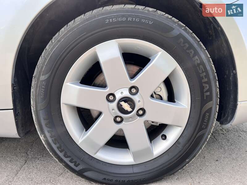 Седан Chevrolet Epica 2007 в Умані