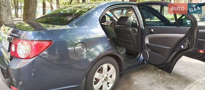 Седан Chevrolet Epica 2007 в Хмельницькому