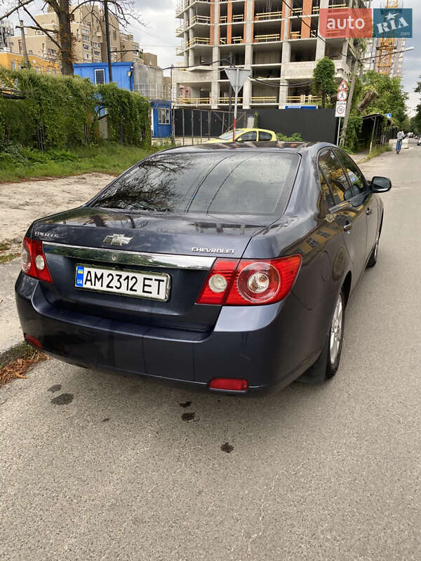 Седан Chevrolet Epica 2007 в Киеве