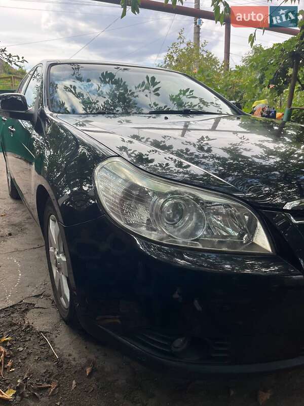 Седан Chevrolet Epica 2006 в Кривом Роге