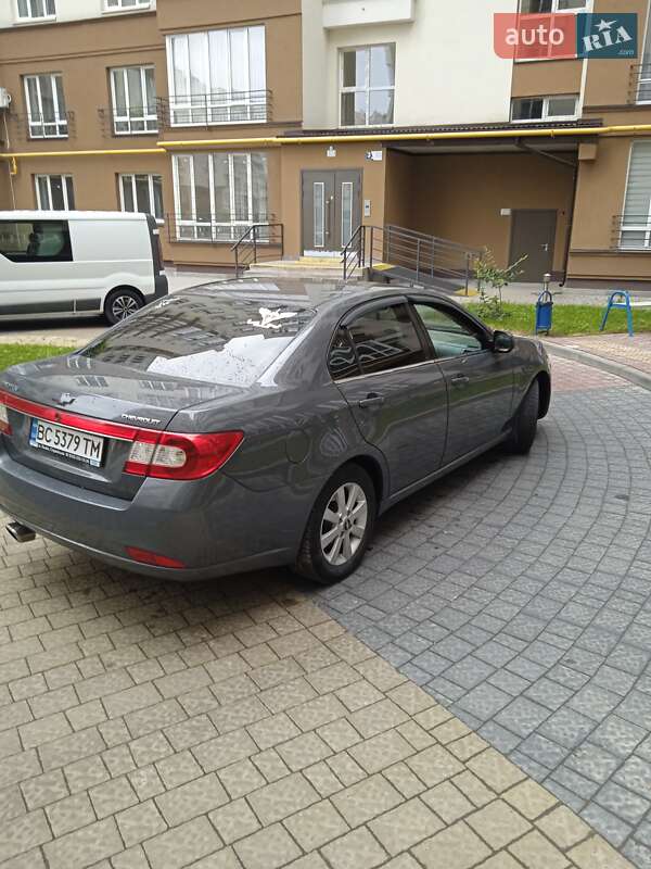 Седан Chevrolet Epica 2011 в Львові