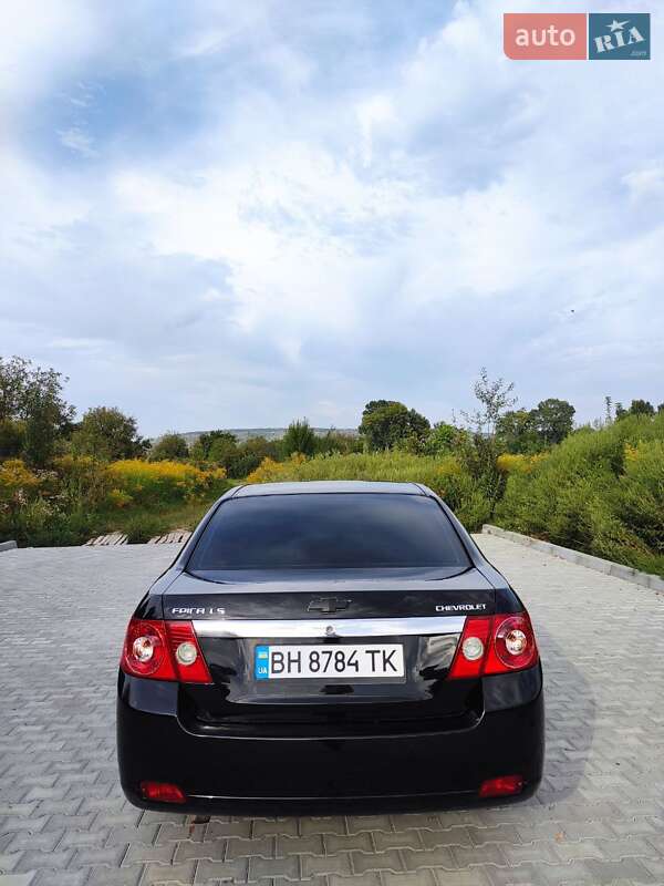 Седан Chevrolet Epica 2008 в Чернівцях