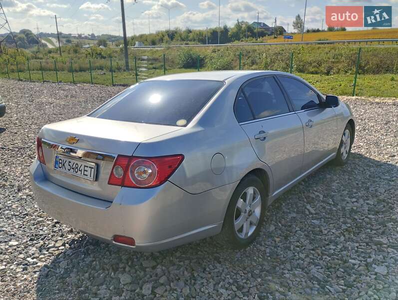 Седан Chevrolet Epica 2008 в Ровно
