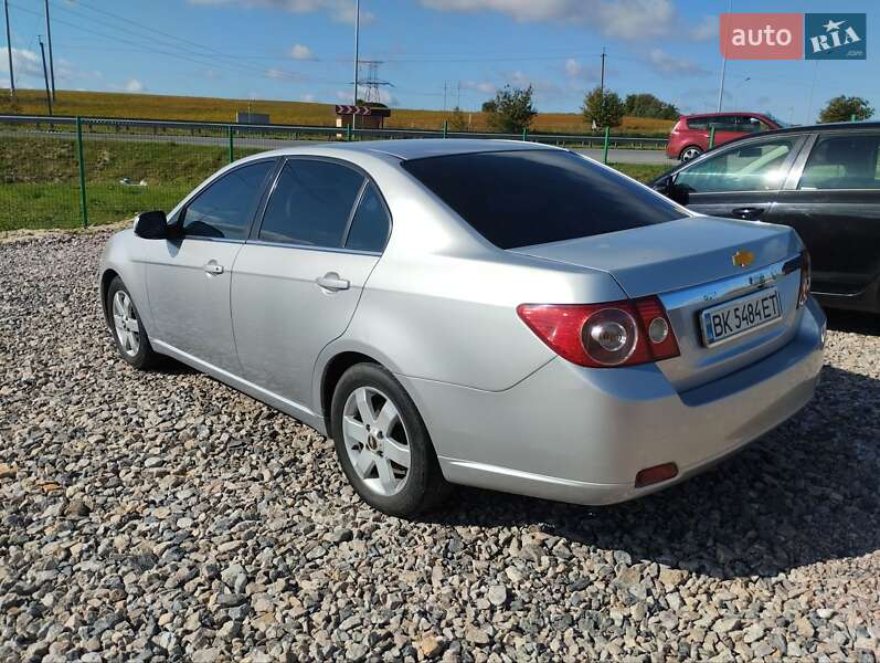 Седан Chevrolet Epica 2008 в Ровно