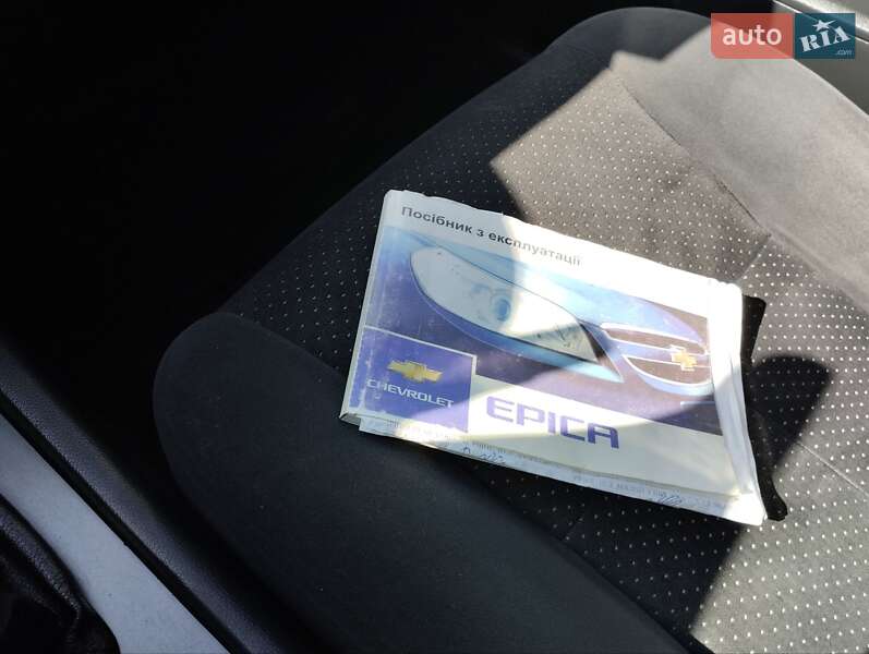 Седан Chevrolet Epica 2008 в Ровно