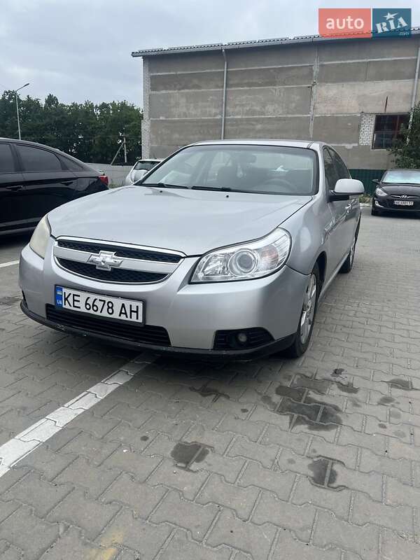 Седан Chevrolet Epica 2008 в Днепре