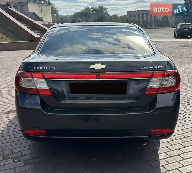 Седан Chevrolet Epica 2008 в Днепре