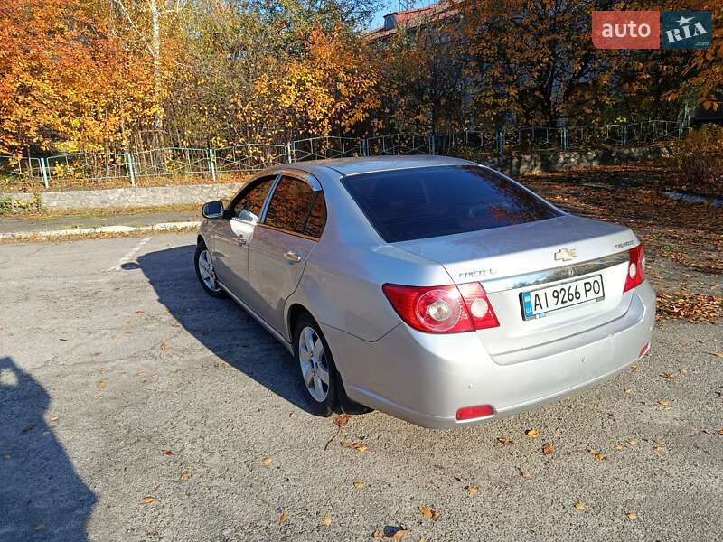 Седан Chevrolet Epica 2008 в Киеве