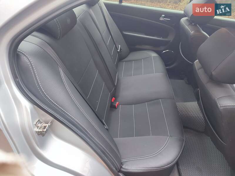 Седан Chevrolet Epica 2011 в Киеве