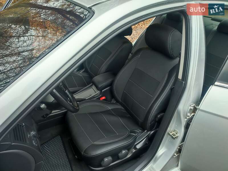 Седан Chevrolet Epica 2011 в Киеве