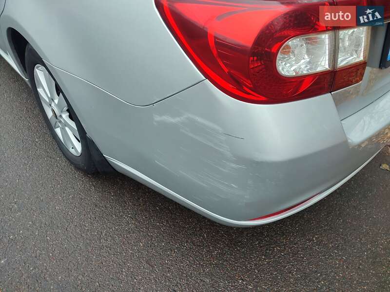 Седан Chevrolet Epica 2011 в Киеве