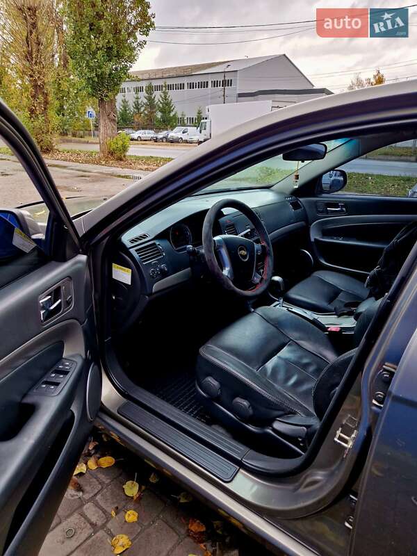 Седан Chevrolet Epica 2008 в Броварах