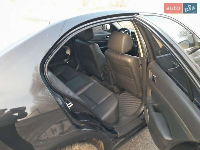 Седан Chevrolet Epica 2008 в Сосницях