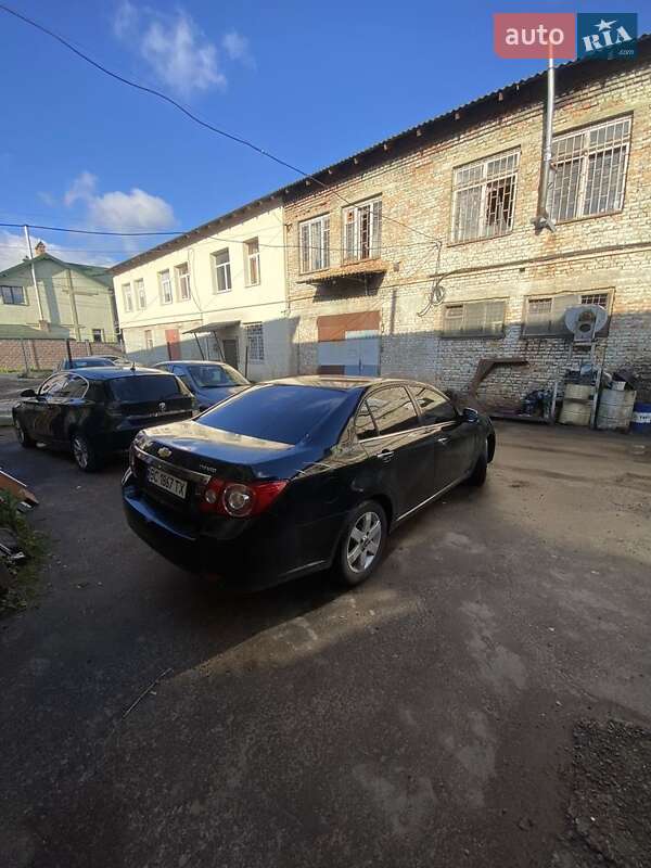 Седан Chevrolet Epica 2008 в Львове