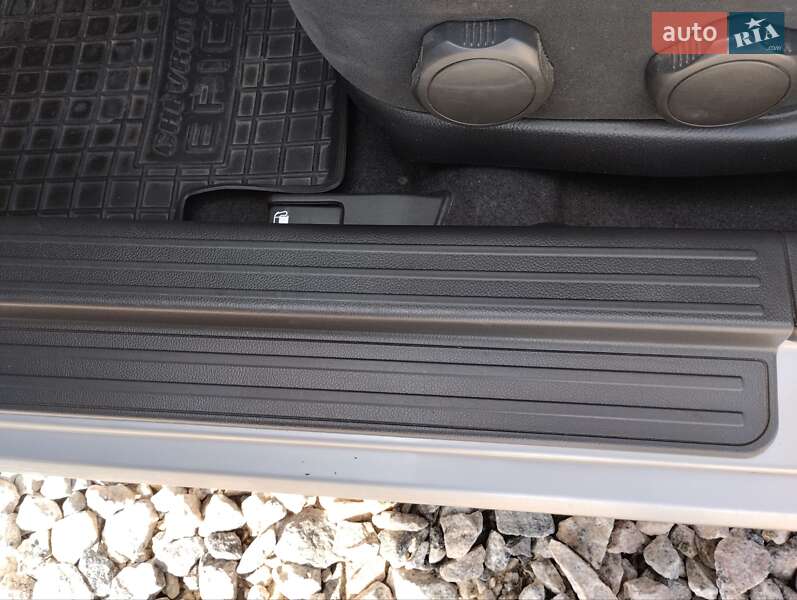 Седан Chevrolet Epica 2008 в Ровно