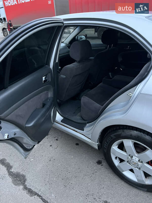 Седан Chevrolet Epica 2007 в Кривому Розі