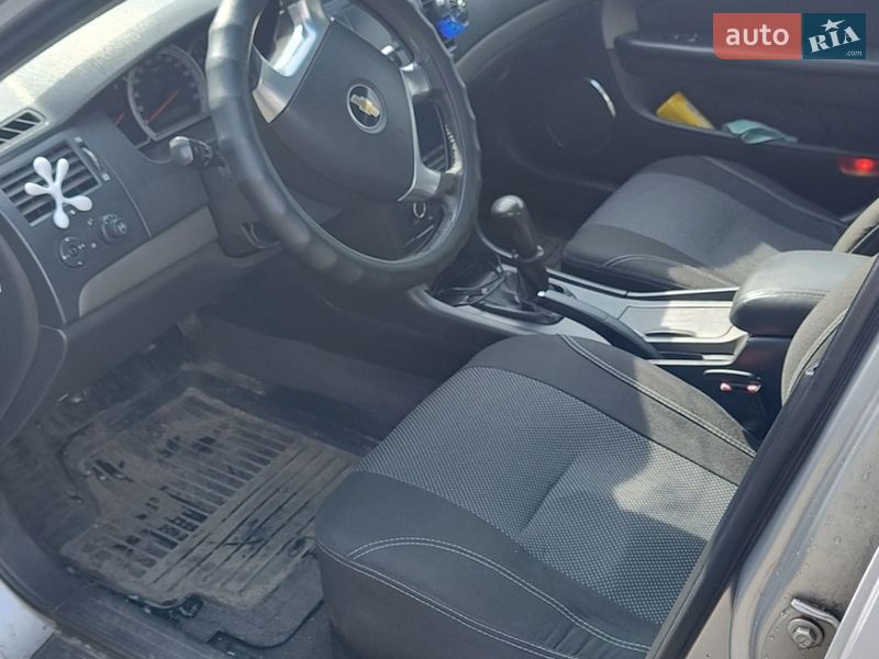 Седан Chevrolet Epica 2008 в Горишних Плавнях