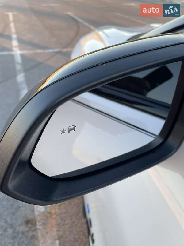 Внедорожник / Кроссовер Chevrolet Equinox EV 2024 в Львове