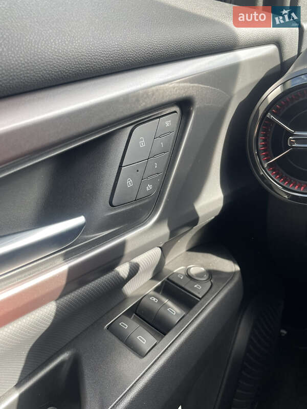 Внедорожник / Кроссовер Chevrolet Equinox EV 2024 в Львове