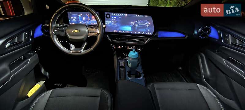 Позашляховик / Кросовер Chevrolet Equinox EV 2024 в Києві