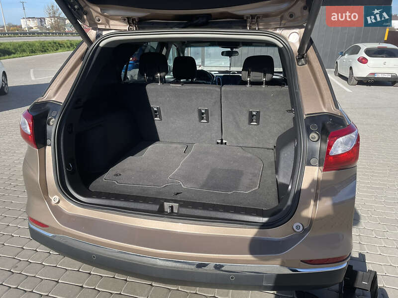 Позашляховик / Кросовер Chevrolet Equinox 2017 в Львові