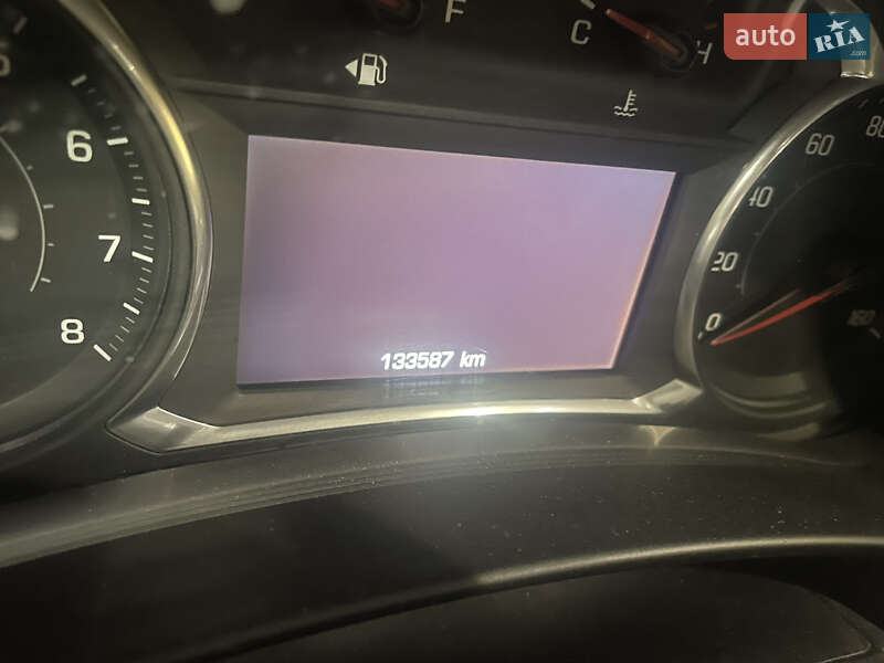 Внедорожник / Кроссовер Chevrolet Equinox 2017 в Днепре