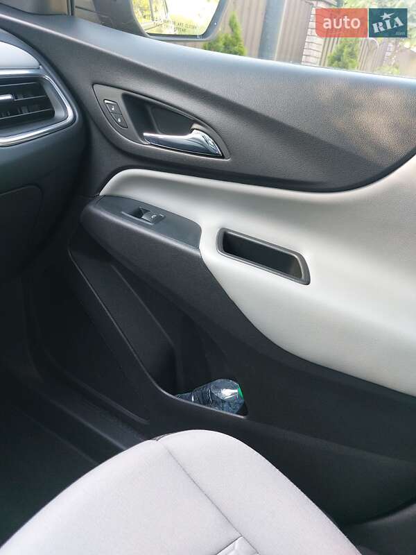 Внедорожник / Кроссовер Chevrolet Equinox 2019 в Кривом Роге