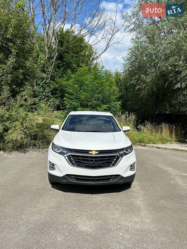 Внедорожник / Кроссовер Chevrolet Equinox 2020 в Киеве