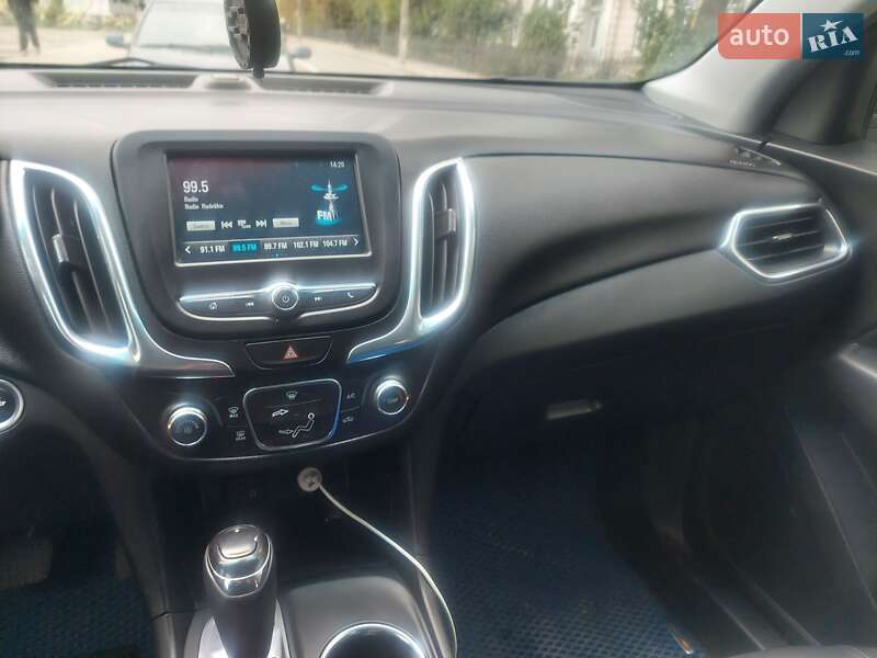 Внедорожник / Кроссовер Chevrolet Equinox 2017 в Радехове