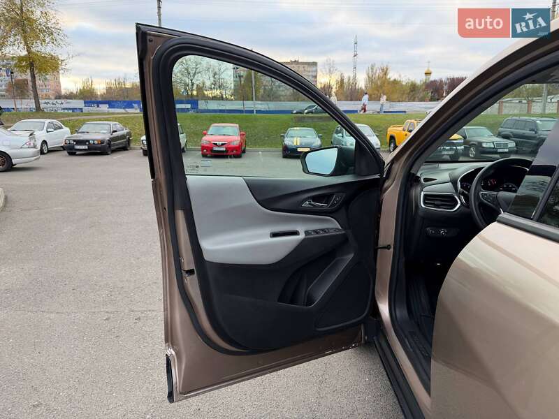 Внедорожник / Кроссовер Chevrolet Equinox 2019 в Кривом Роге