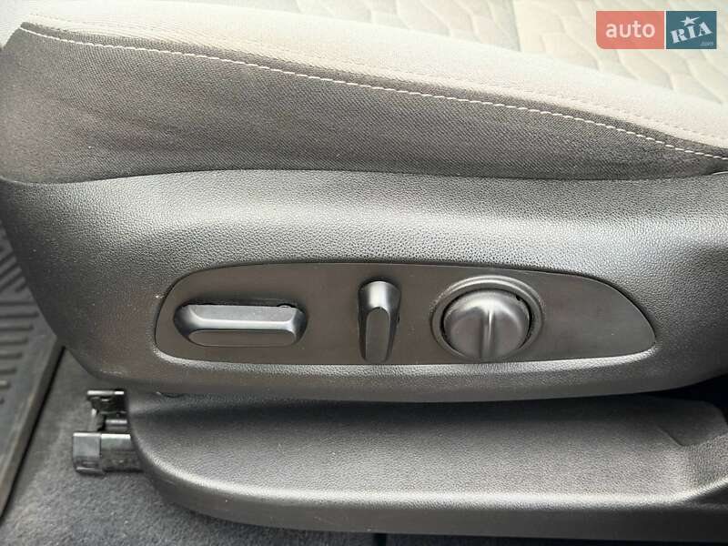 Внедорожник / Кроссовер Chevrolet Equinox 2019 в Кривом Роге