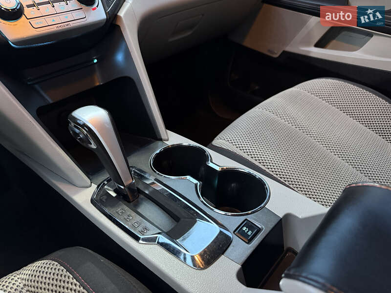 Позашляховик / Кросовер Chevrolet Equinox 2010 в Києві