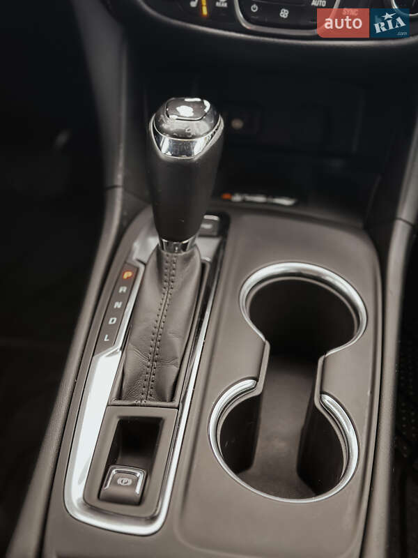 Внедорожник / Кроссовер Chevrolet Equinox 2018 в Николаеве