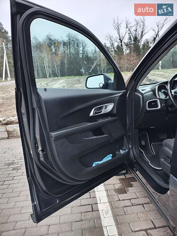 Внедорожник / Кроссовер Chevrolet Equinox 2016 в Ирпене