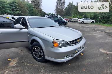 Седан Chevrolet Evanda 2005 в Львові