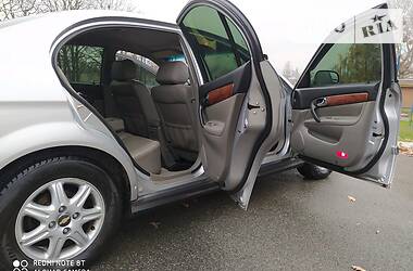 Седан Chevrolet Evanda 2005 в 