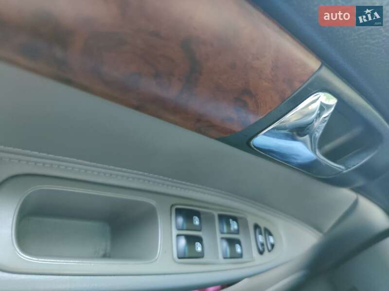 Седан Chevrolet Evanda 2005 в Мукачево