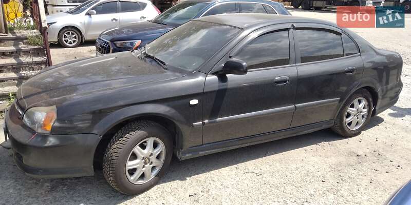 Седан Chevrolet Evanda 2006 в Дніпрі