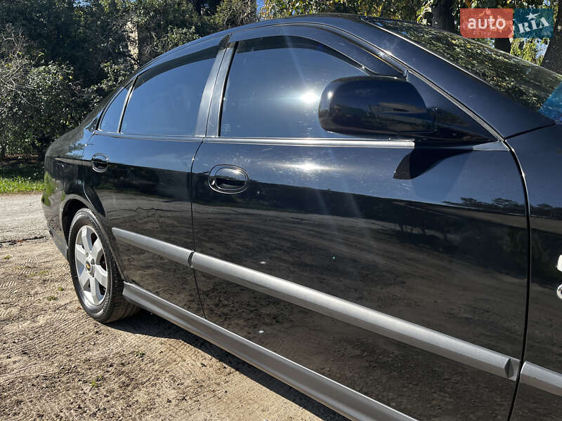 Седан Chevrolet Evanda 2006 в Барвенкове