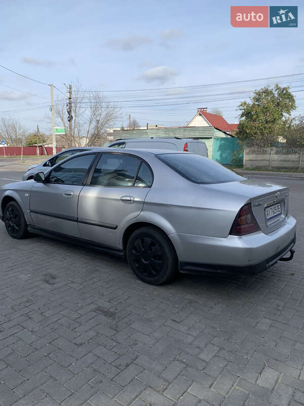Седан Chevrolet Evanda 2005 в Житомире