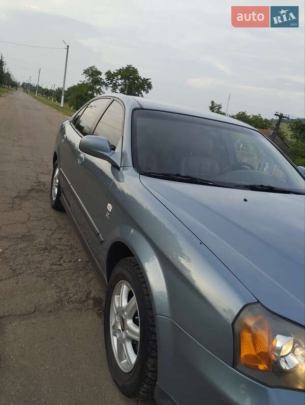 Седан Chevrolet Evanda 2005 в Раздельной фото 3 Седан Chevrolet Evanda 2005 в Раздельной